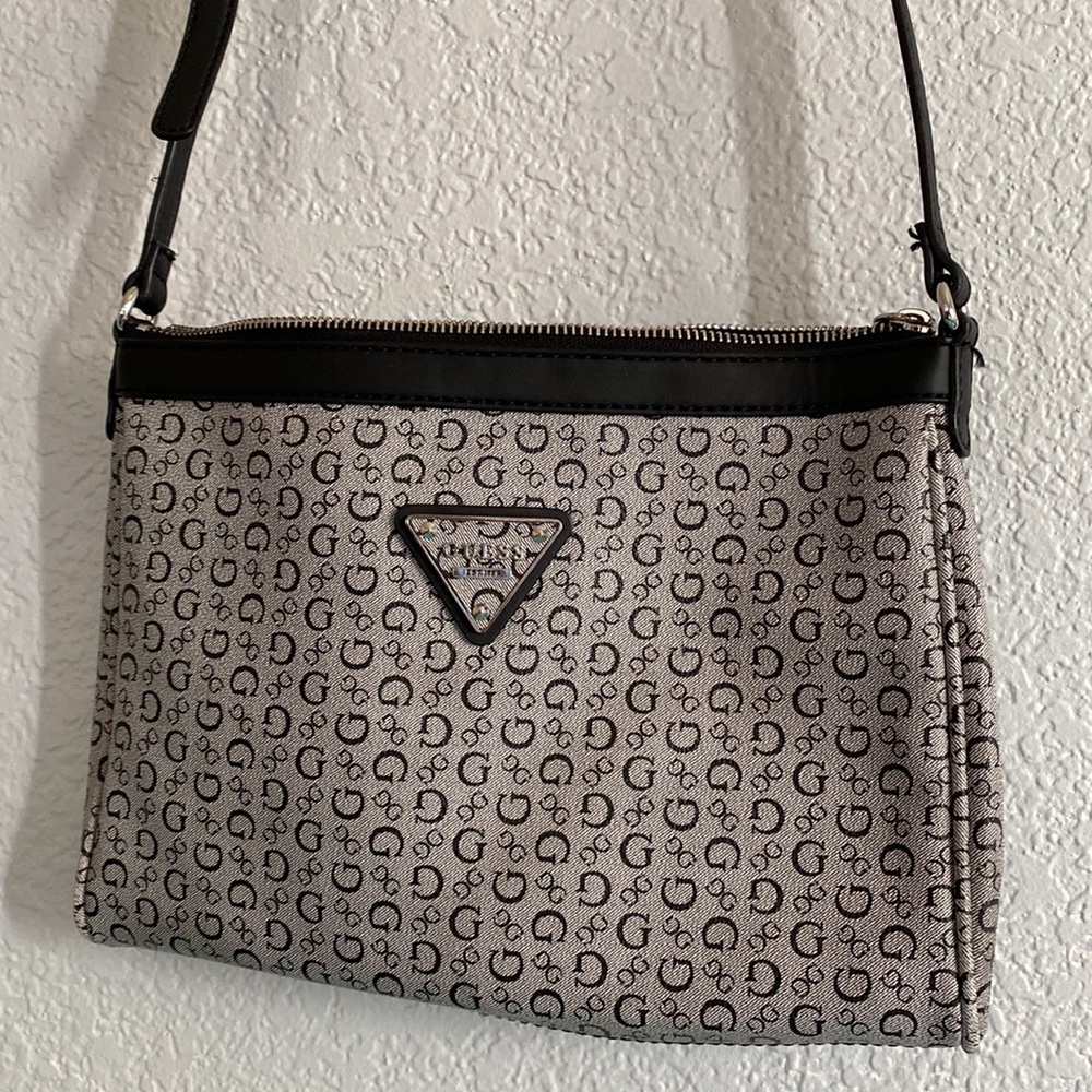 Guess crossbody bag